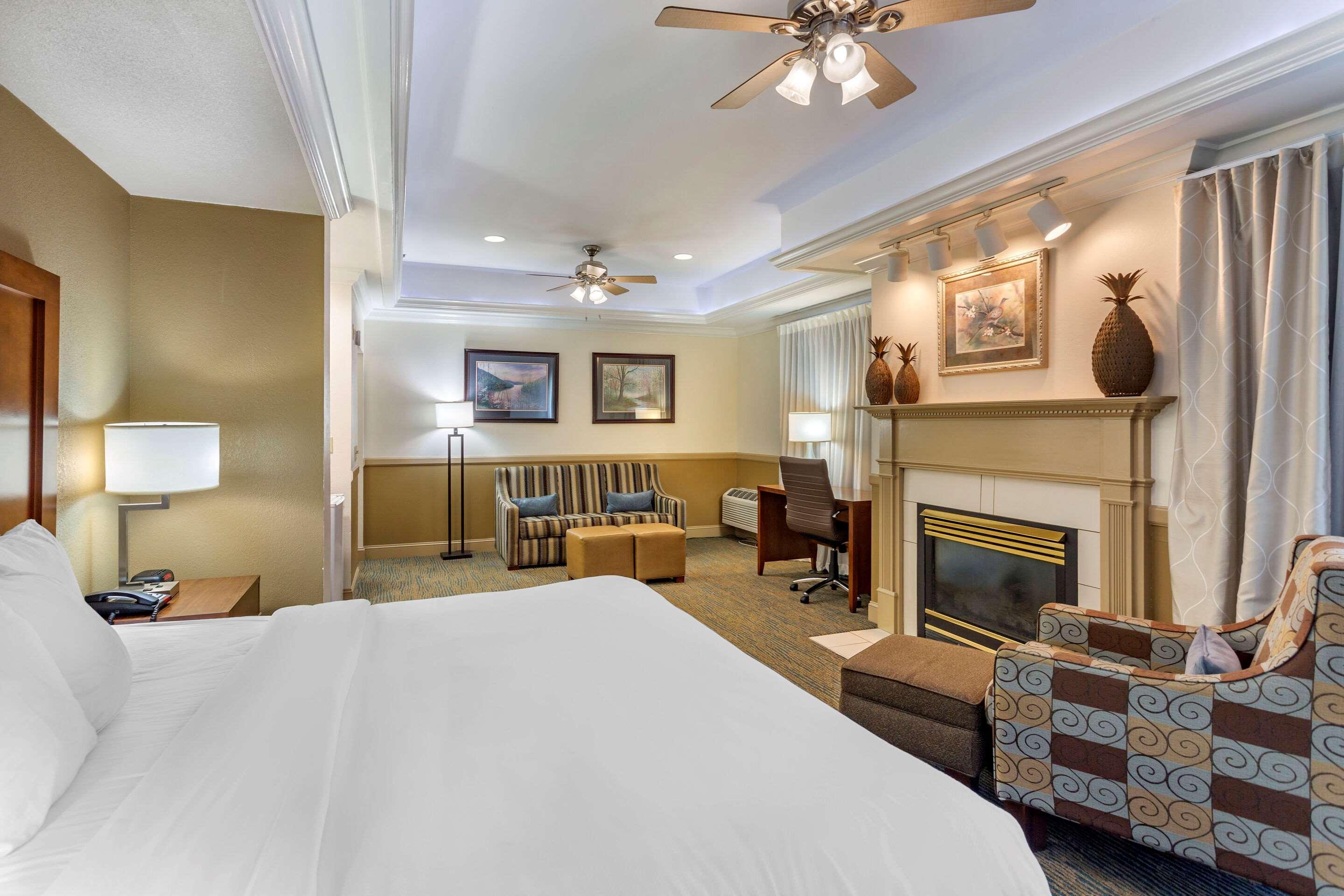 The Inn At Apple Valley, Ascend Hotel Collection Sevierville Exteriör bild
